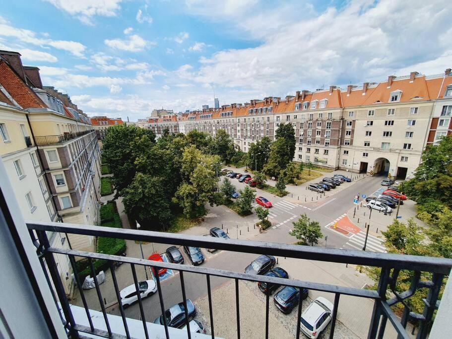 Wyzwolenia , Lazienki Park & Zbawiciela Sq. 2' * Warsaw